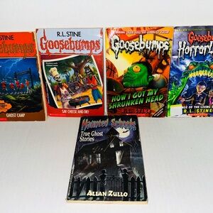 Scholastic Goosebumps Book Set - Red, Orange, Green, Blue